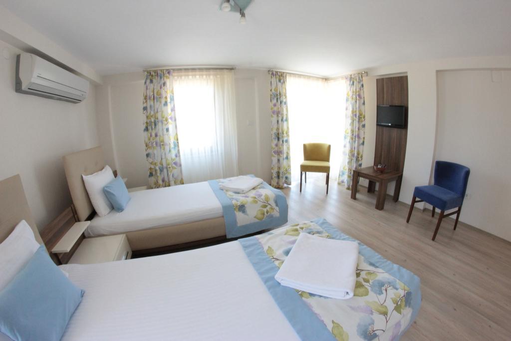 Adacayi Hotel 博兹贾阿达岛 客房 照片