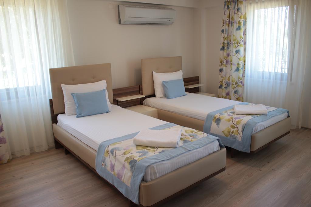 Adacayi Hotel 博兹贾阿达岛 客房 照片